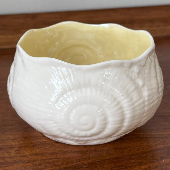 Vintage Belleek Seashell Nautilus Lustre Creamer & Sugar Bowl Green Mark Ireland - Picture 5 of 13